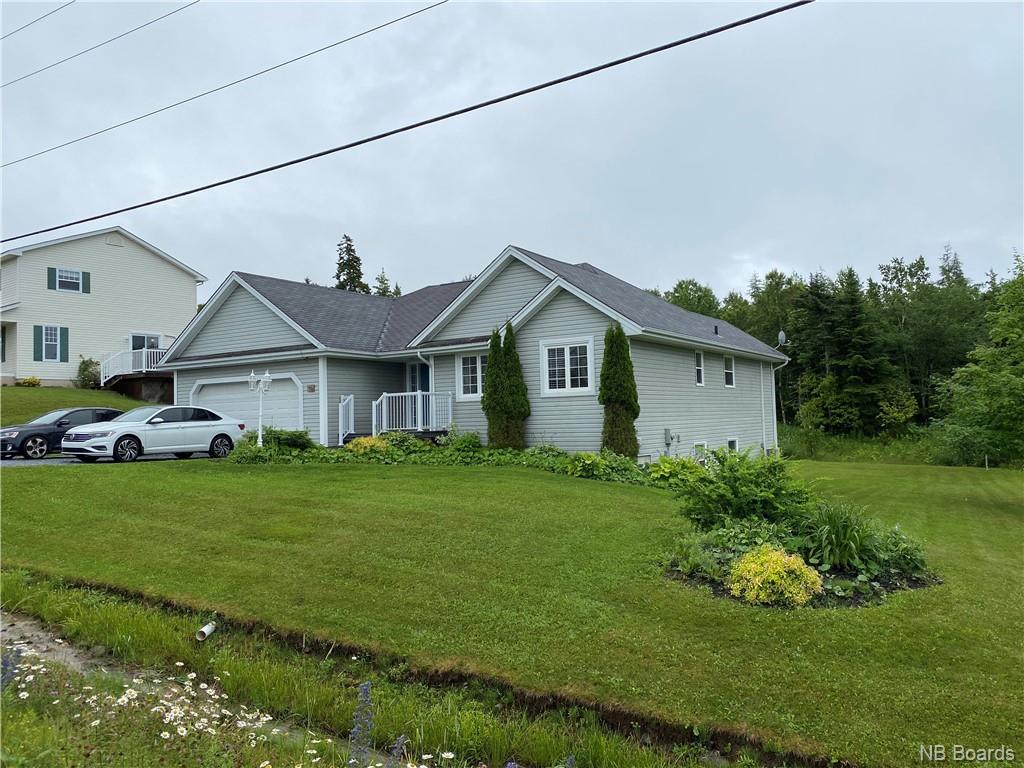 25 Valentine Boulevard, Saint John, New Brunswick (ID NB060715)