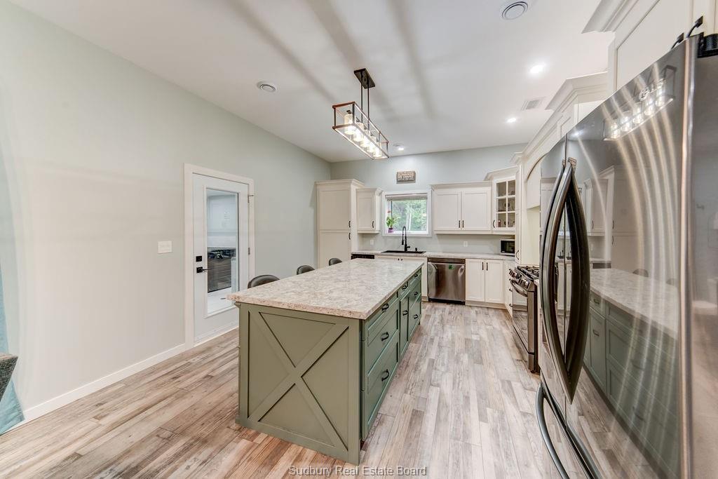 264 Lakeview Drive, Alban, Ontario (ID 2124705)