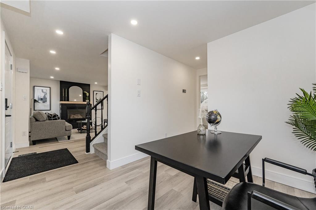 93 STEFFLER Drive, Guelph, Ontario (ID 40281567) - image 22