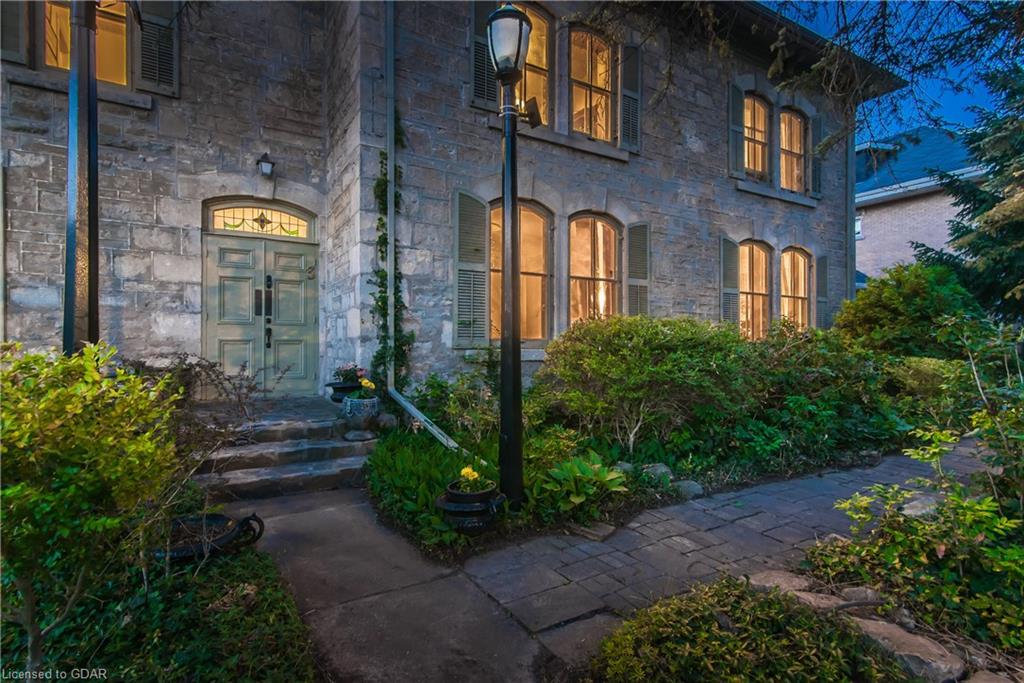3 ARDMAY Crescent, Guelph, Ontario (ID 40167329) - image 2
