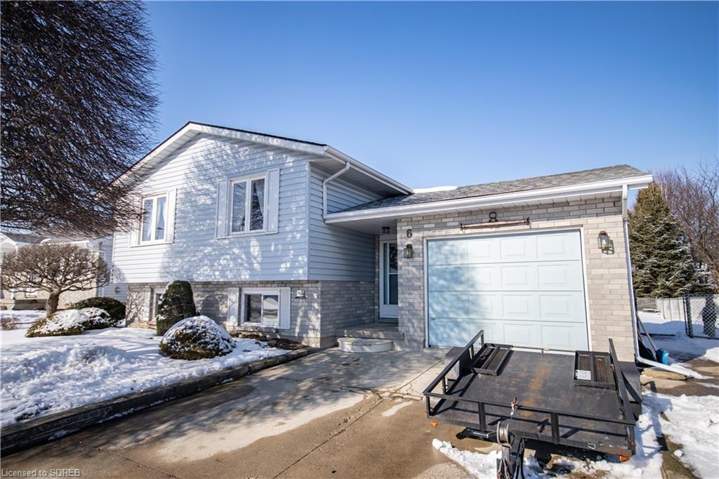 6 OAKWOOD Drive, Port Dover, Ontario (ID 40065008)