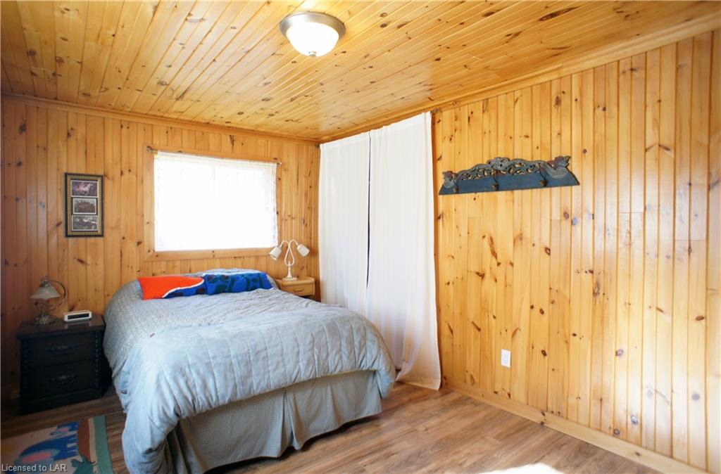 1045 GLAMORGAN Road, Highlands East, Ontario (ID 244575)