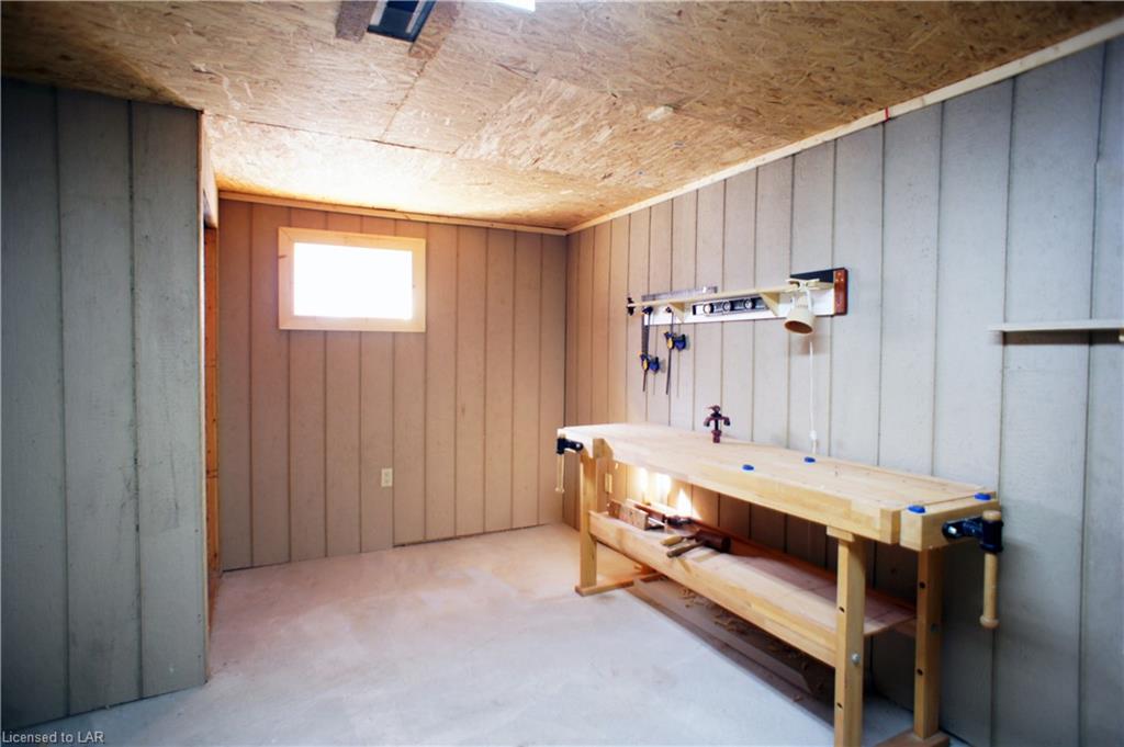 1045 GLAMORGAN Road, Highlands East, Ontario (ID 244575)