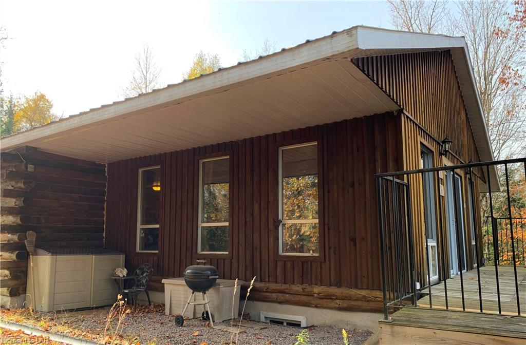 1045 GLAMORGAN Road, Highlands East, Ontario (ID 244575)