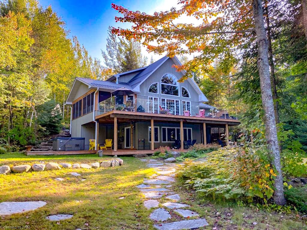 1052 LEGEND Lane, Haliburton, Ontario (ID 40025548)