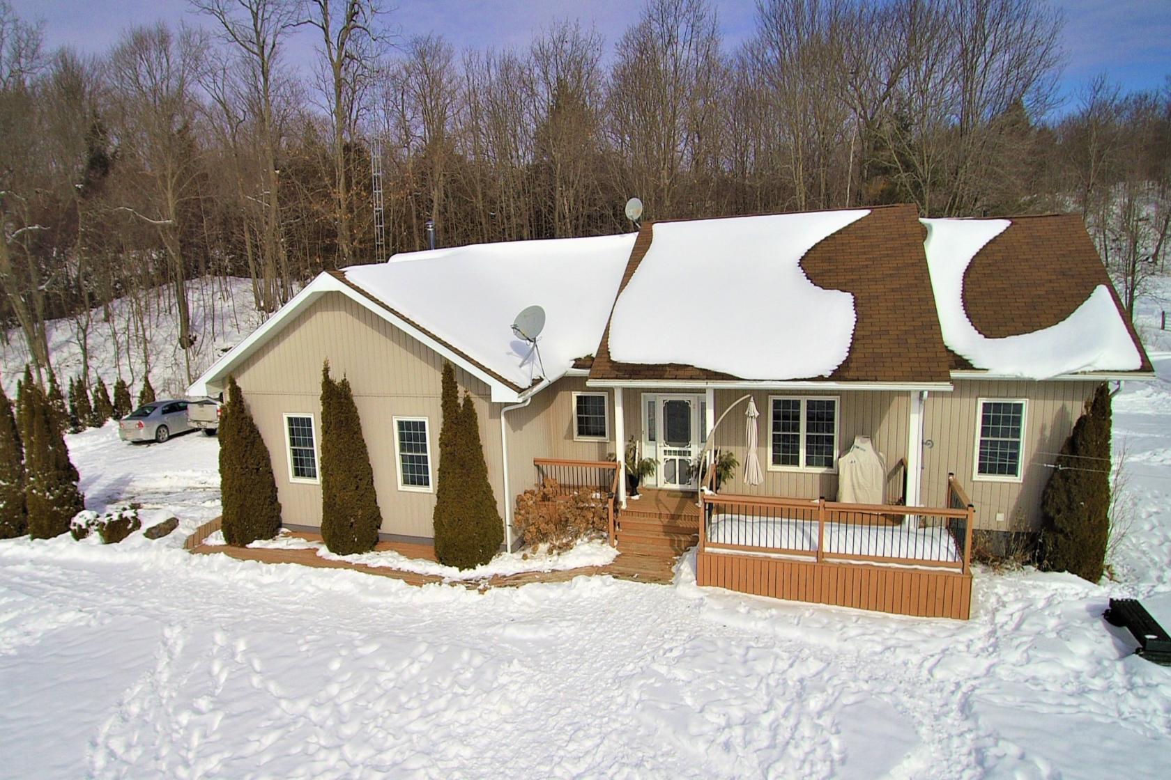 2477 Highway 32, Leeds & 1000 Islands Township, Ontario (ID K21000744)