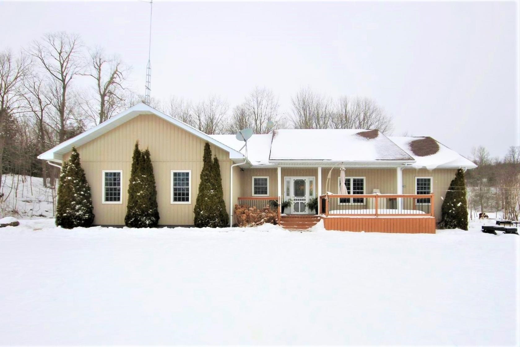 2477 Highway 32, Leeds & 1000 Islands Township, Ontario (ID K21000746)