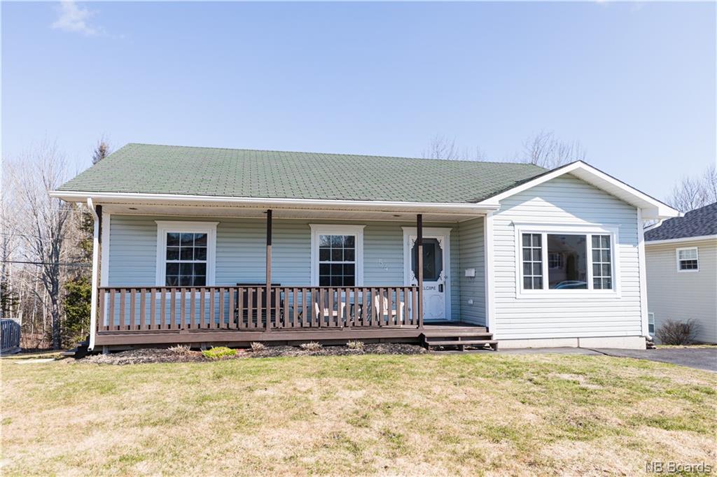54 Lansdown Avenue, Oromocto, New Brunswick (ID NB042603)