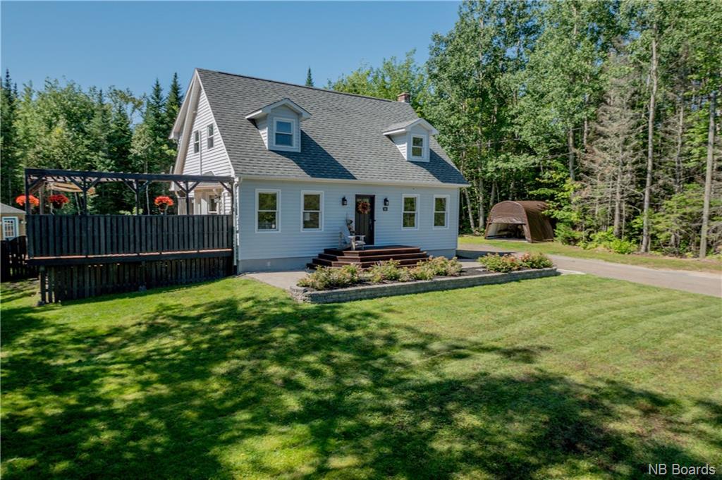 81 Menzies Drive, Hanwell, New Brunswick (ID NB032336)