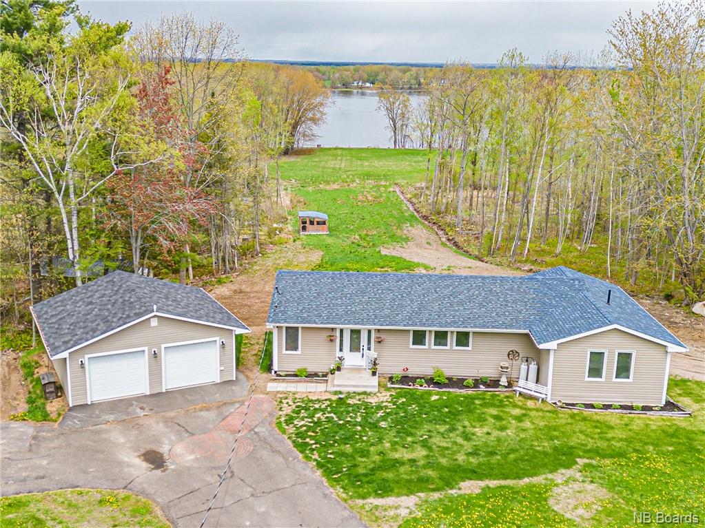 17 Hubbard Street, Burton, New Brunswick (ID NB084874)