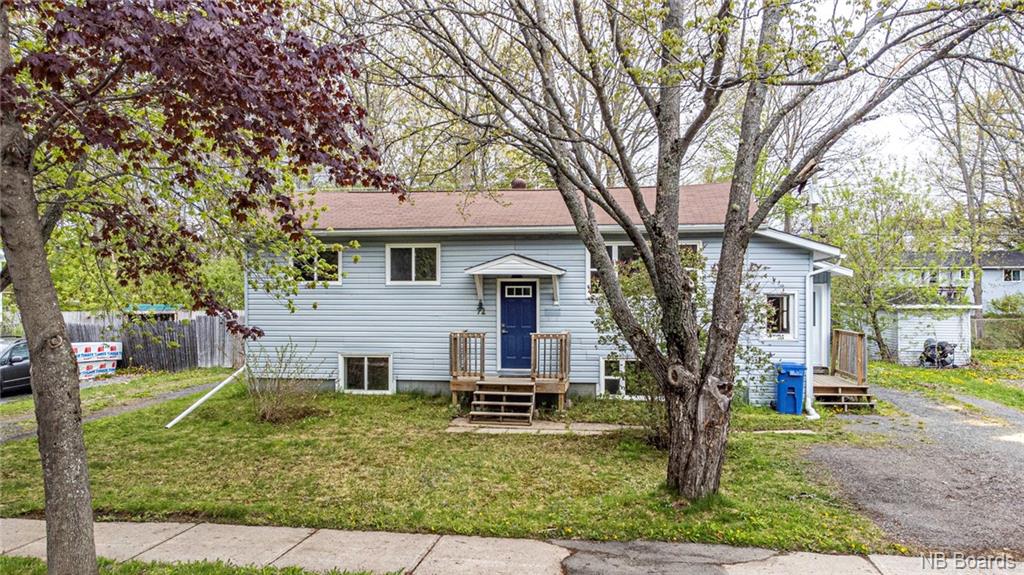 72 Colwell Drive, Fredericton, New Brunswick (ID NB087234)