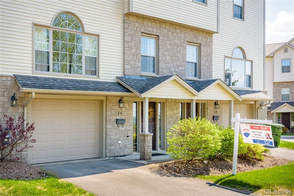 16 Hillside Lane, Fredericton, New Brunswick (ID NB041986)