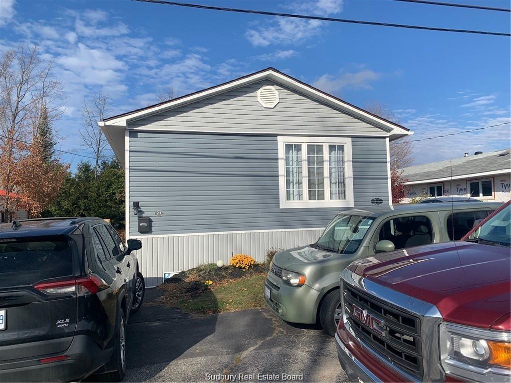 21 Westhill Road, Elliot Lake, Ontario (ID 2110453)