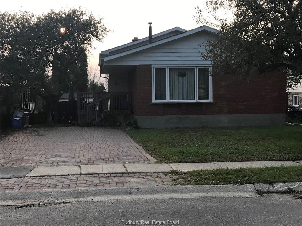 87 Newton Crescent, Garson, Ontario (ID 2088531)