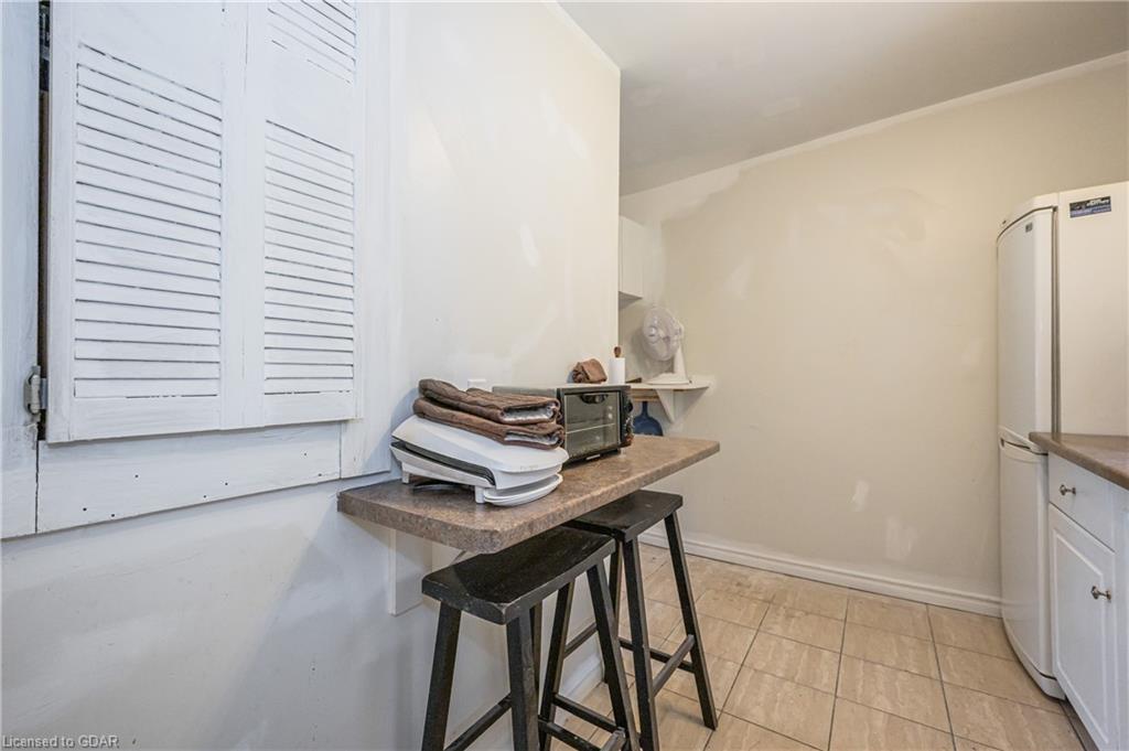 174 ALICE Street, Guelph, Ontario (ID 40132154) - image 44