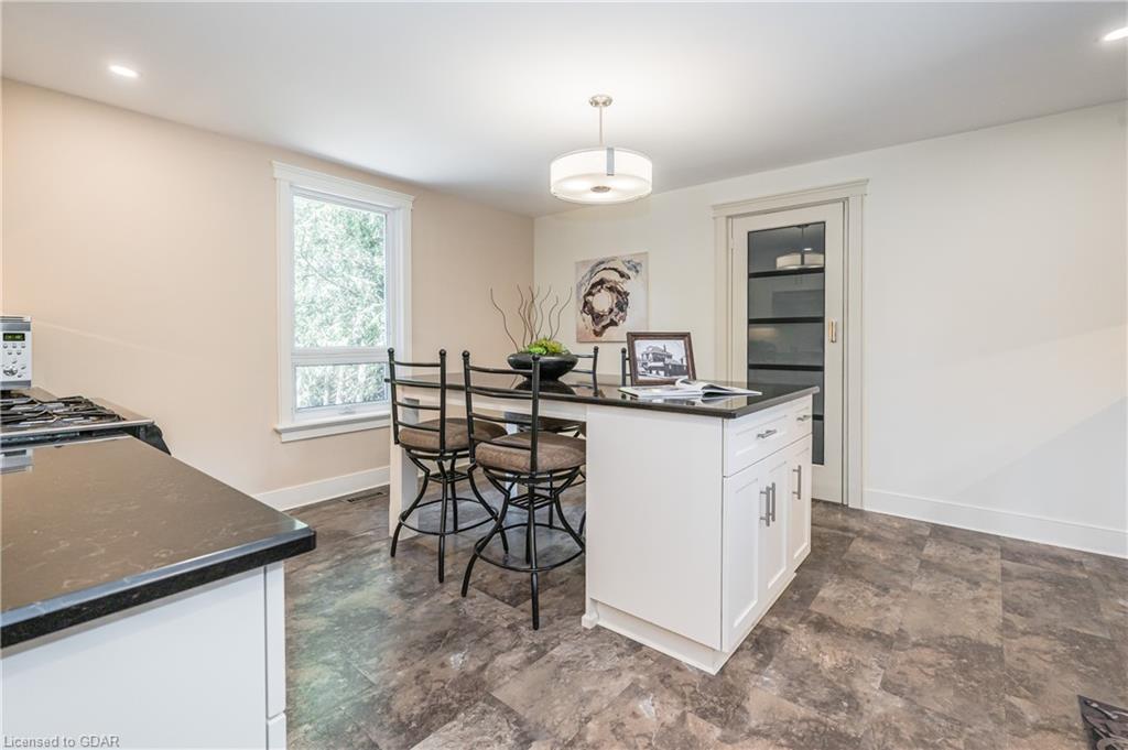 174 ALICE Street, Guelph, Ontario (ID 40132317) - image 13