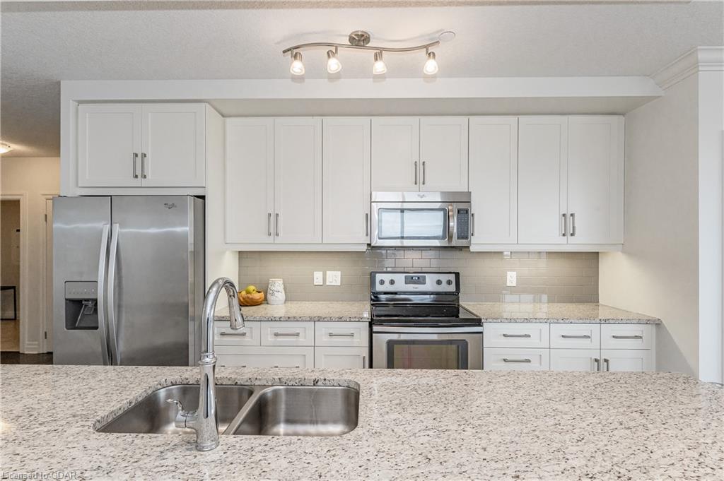 150 WELLINGTON Street E Unit# 1304, Guelph, Ontario (ID 40251522) - image 9