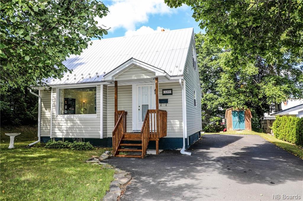 599 Chestnut Street, Fredericton, New Brunswick (ID NB049011)