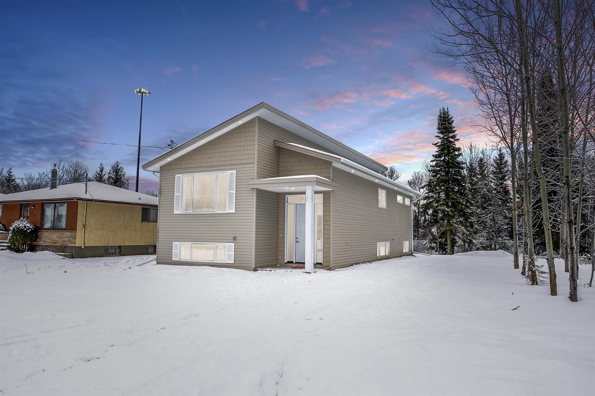 259 Carl Avenue, Thunder Bay, Ontario (ID TB223642)