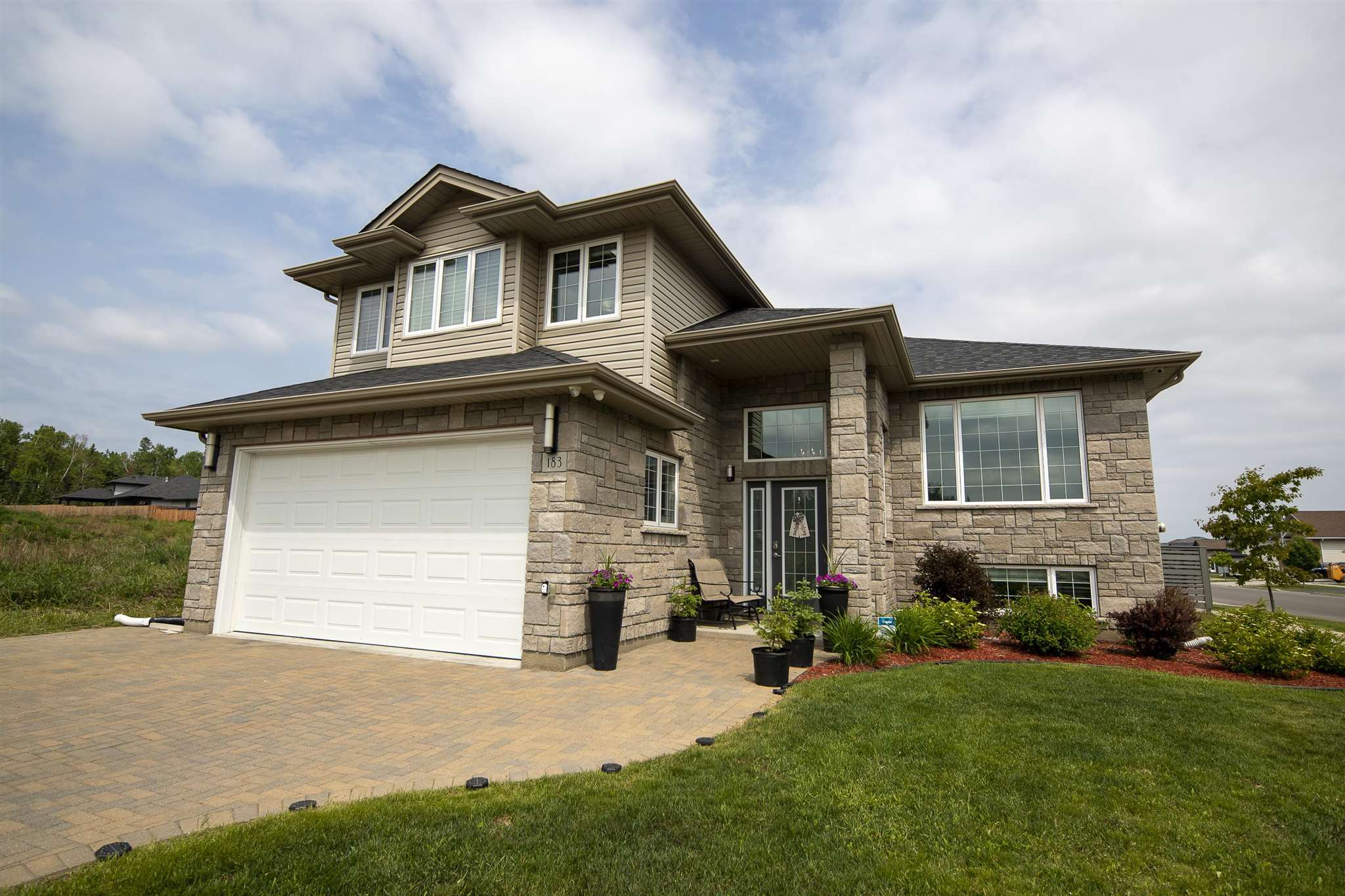 183 Sunflower Street, Thunder Bay, Ontario (ID TB231910)