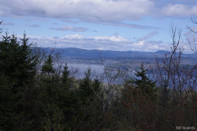 14 Edgemount Drive, Grand Bay-westfield, New Brunswick (ID NB021203)