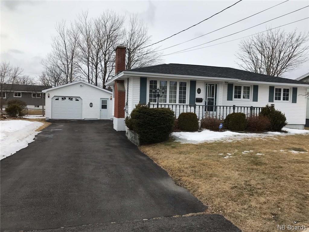 44 Sherwood Drive, Saint John, New Brunswick (ID NB042067)