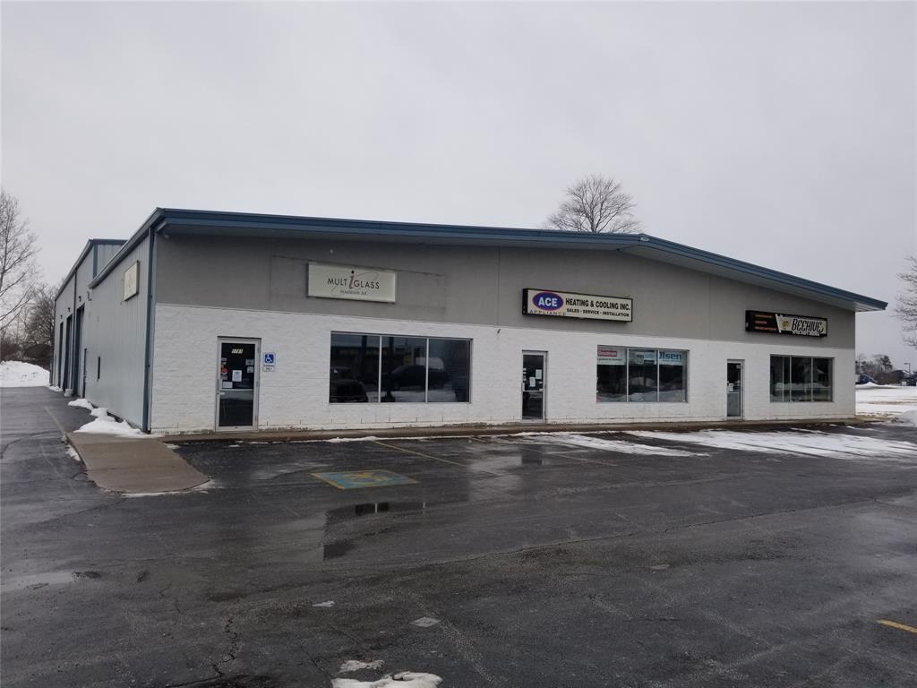 1781 LONDON Line, Sarnia, Ontario (ID 22014044)