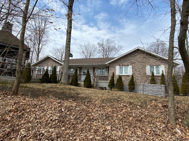 4222 6th Concession Road, Frontenac, Ontario (ID K20000633)