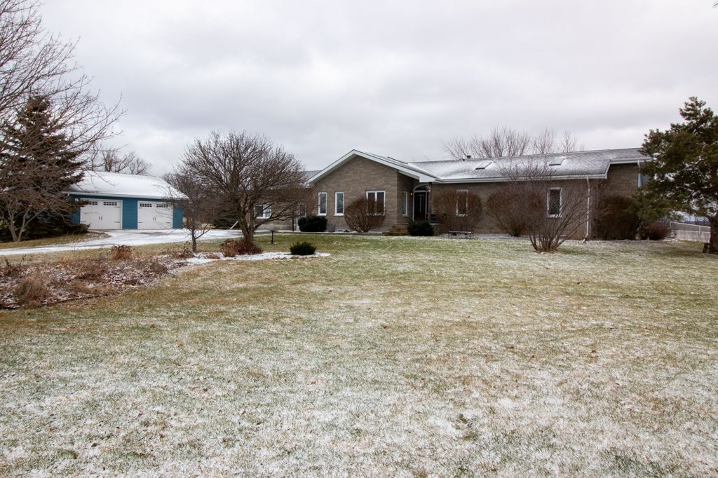 794 County Road 5, Picton, Ontario (ID K20000254)