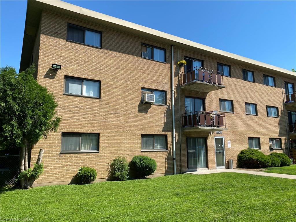 1830 DUMONT Street Unit# 211, London, Ontario (ID 40272097)