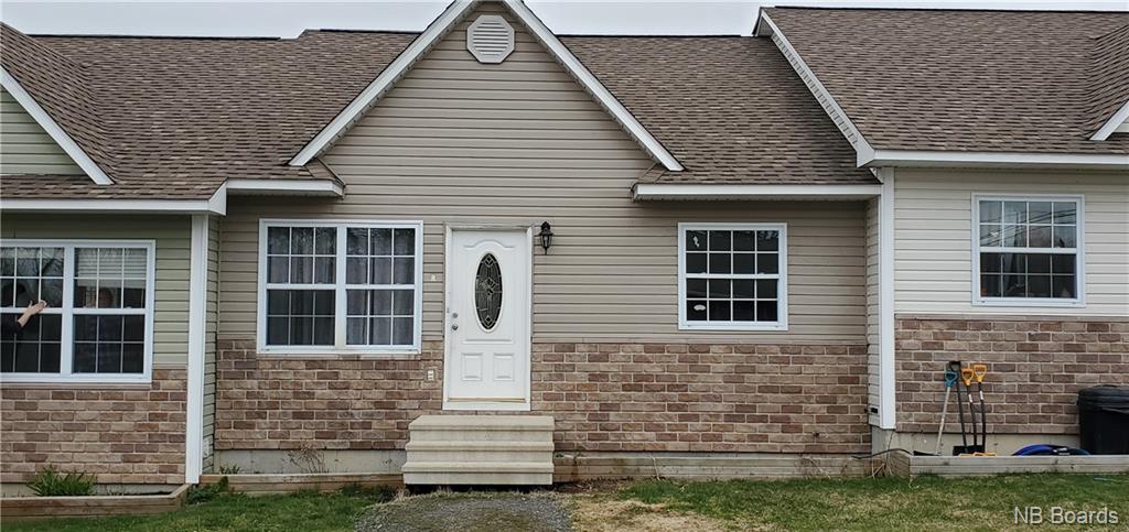 8 Glen Eyre Court, Fredericton, New Brunswick (ID NB043200)