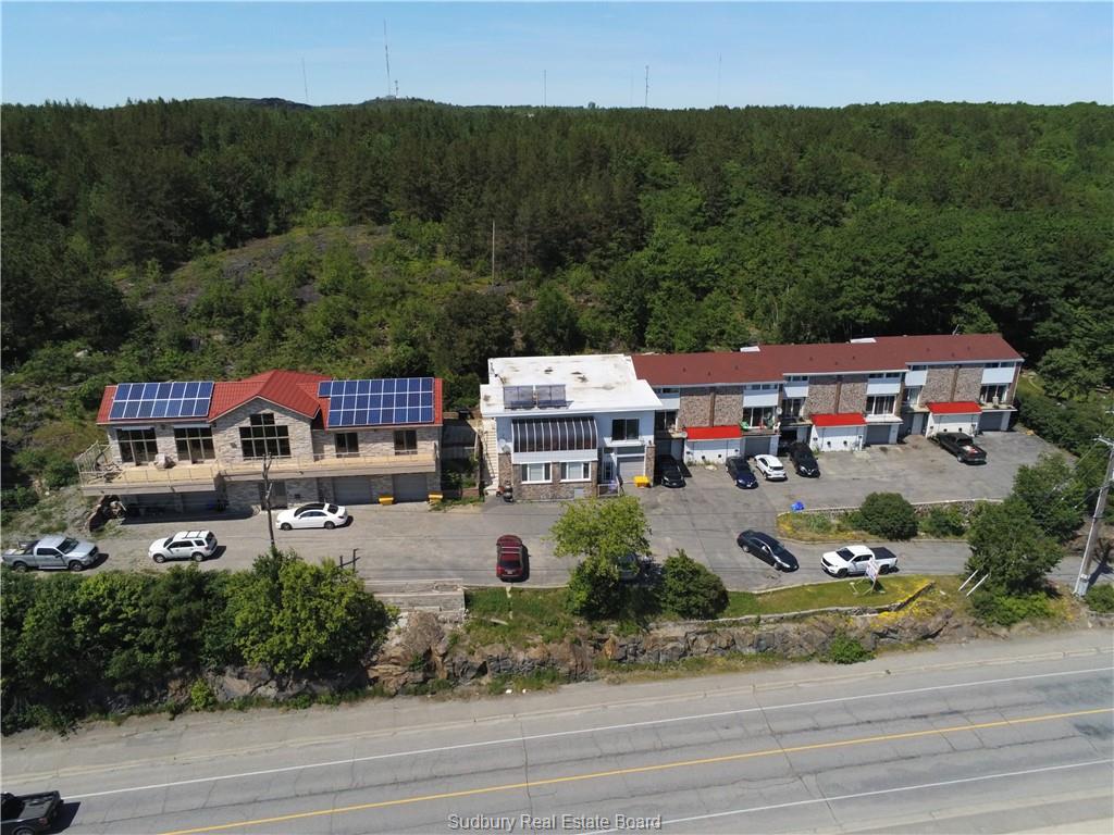 1032-1060 Howey Drive, Sudbury, Ontario (ID 2093920)