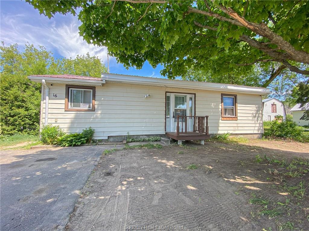 16 Young Street, Webbwood, Ontario (ID 2095820)
