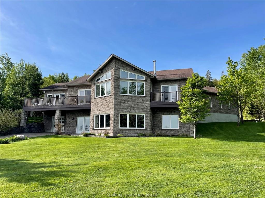 20 Breezehill Road, Skead, Ontario (ID 2101635)