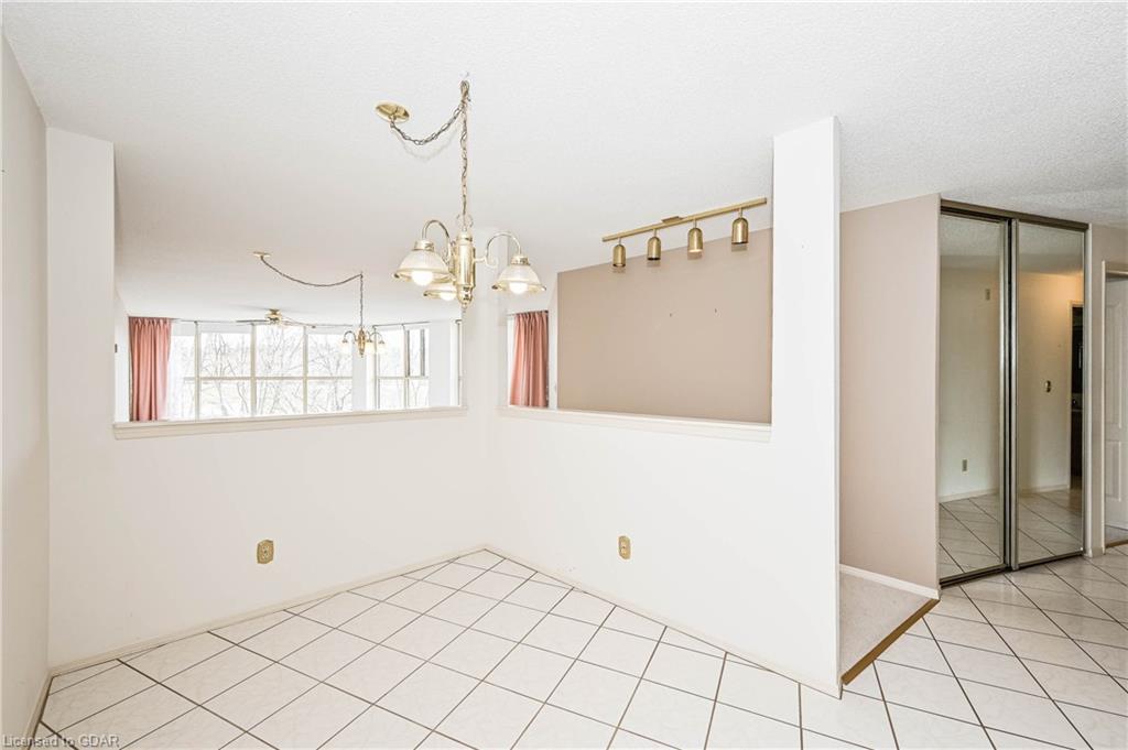 24 MARILYN Drive Unit# 304, Guelph, Ontario (ID 30809034) - image 16