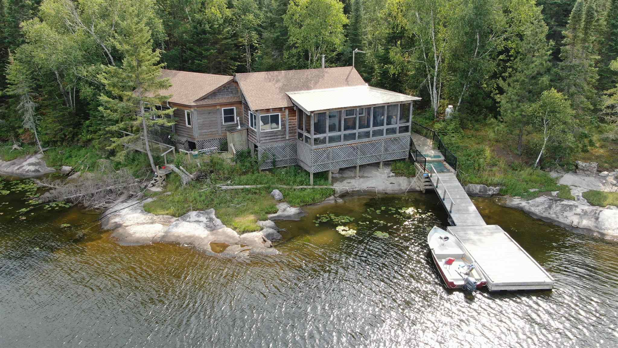 3562 Gun Lake, Minaki, Ontario (ID TB232497)