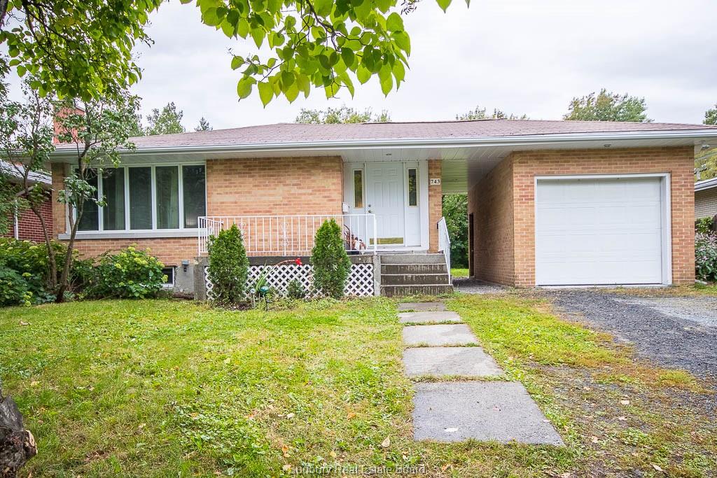743 Hillsdale, Sudbury, Ontario (ID 2088491)