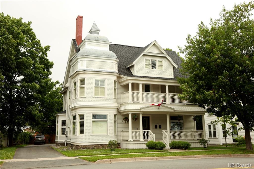 82 Waterloo Row, Fredericton, New Brunswick (ID NB060301)