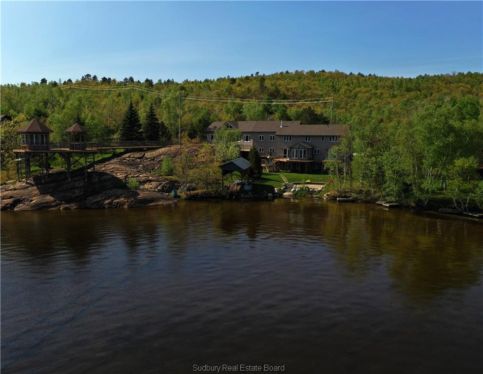 2365 Sandy Cove Road, Sudbury, Ontario (ID 2075991)