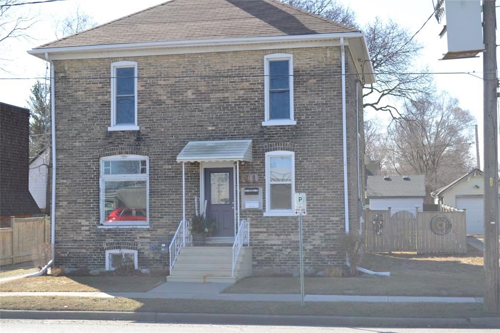 191 MAXWELL Street Unit# UPPER, Sarnia, Ontario (ID 22012295)