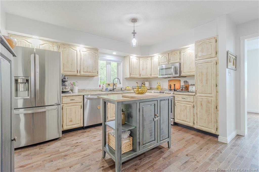 949 West River Road (ID NB103534)