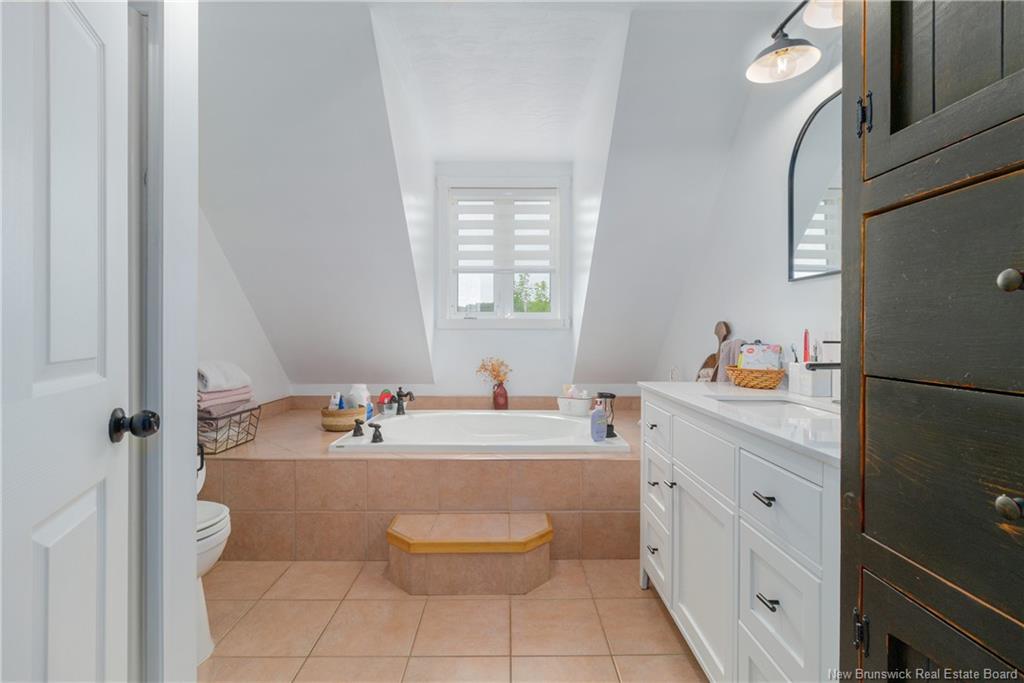 949 West River Road (ID NB103534)