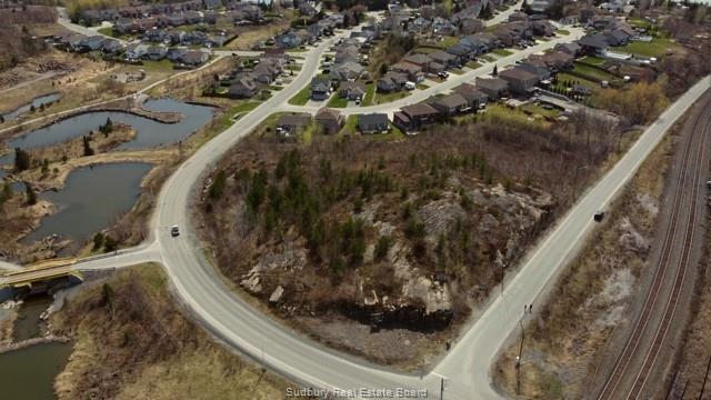 Torbay Road, Sudbury, Ontario (ID 2094969)
