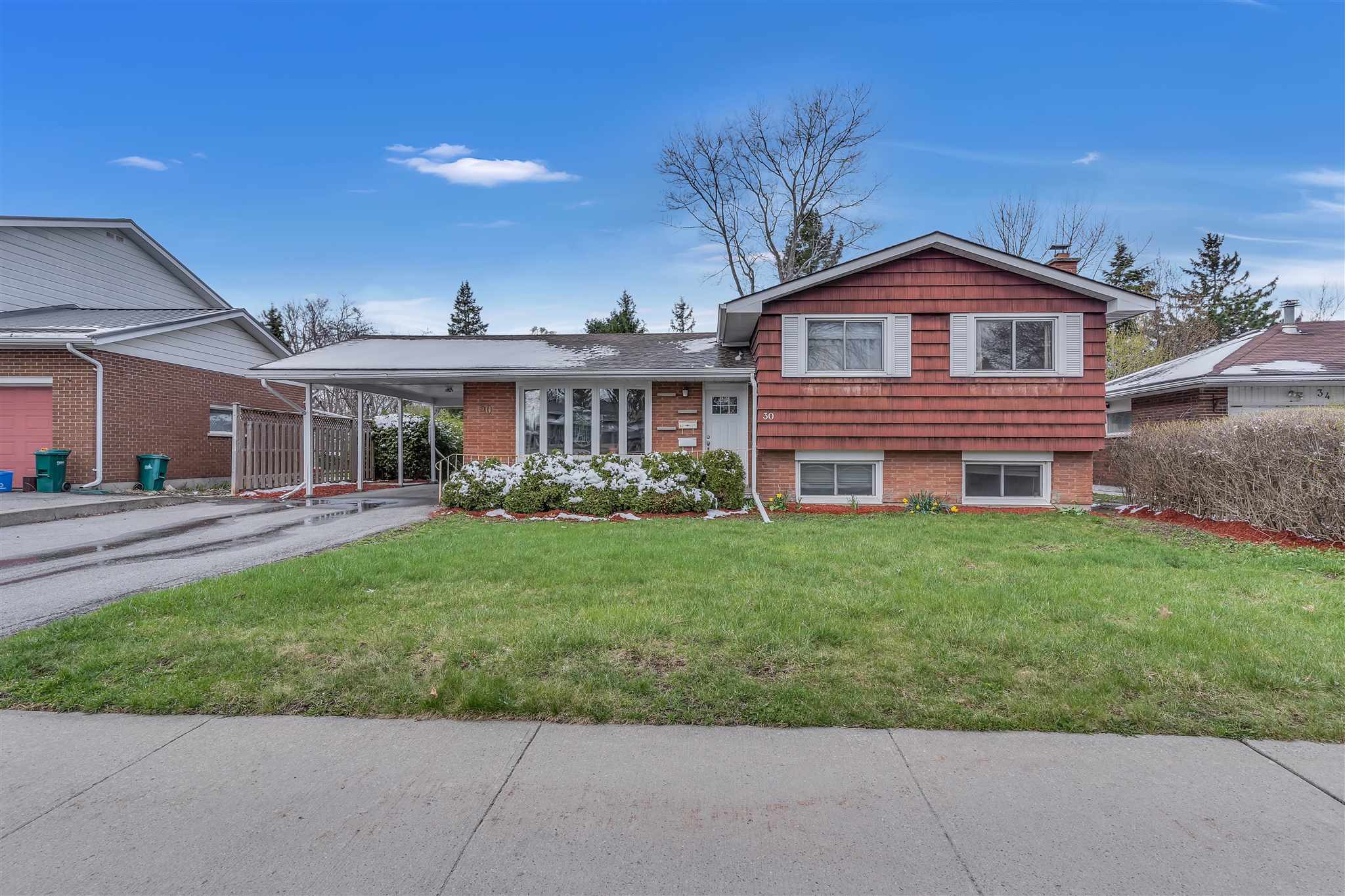 30 Queen Mary Road, Kingston, Ontario (ID K21002480)