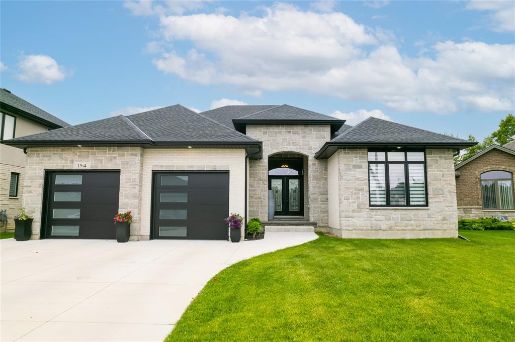 194 SANDPIPER Drive, Sarnia, Ontario (ID 22013565)