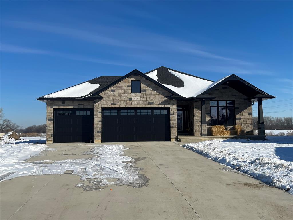 6747 SHAKER Lane, Plympton-wyoming, Ontario (ID 23008592)