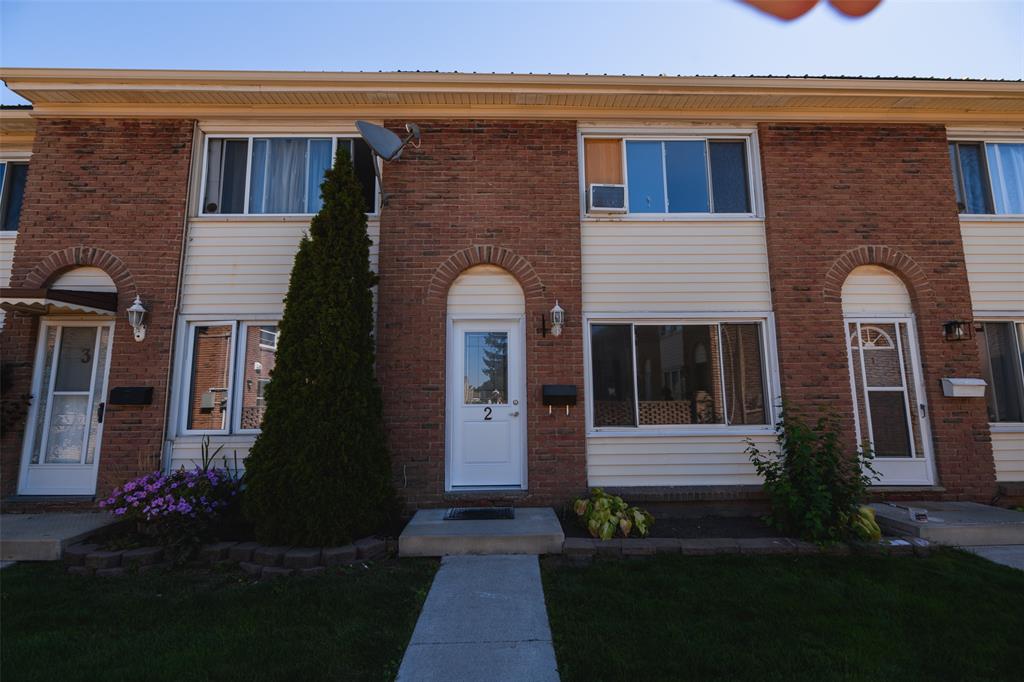 889 CARLETON Place Unit# 2, Sarnia, Ontario (ID 23000728)