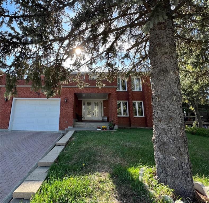 849 Connaught Avenue, Sudbury, Ontario (ID 2101786)