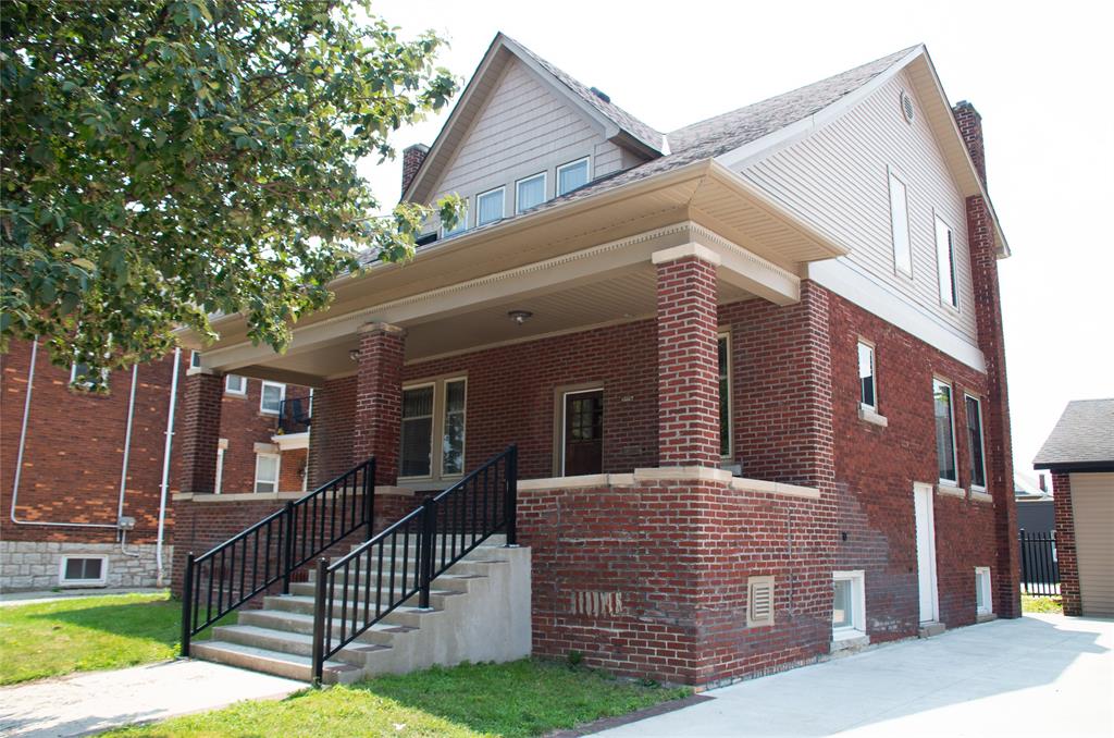 111 WELLINGTON Street, Sarnia, Ontario (ID 21011270)