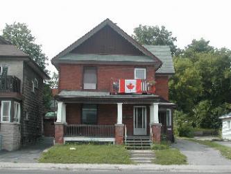 105 FRONT ST South , Orillia, Ontario (ID 052009)